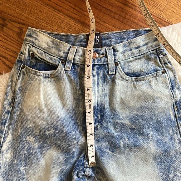 BDG Urban Outfitters Acid Wash High Rise Slim Straight Jeans Size 24 - Picture 9 of 11